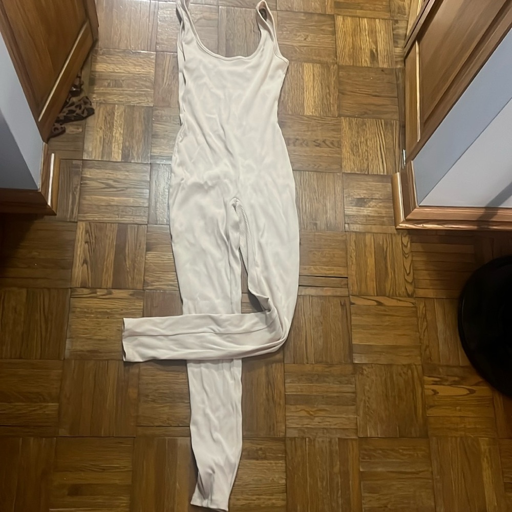 Long jumpsuit in cream color